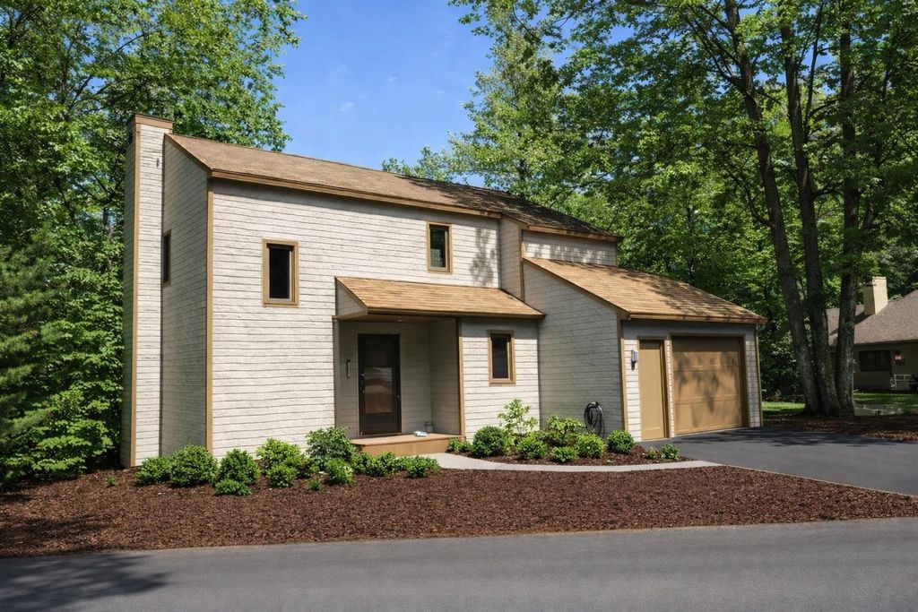 Photo of 2393 Lake Shore Road #8, Gilford, NH 03249 (MLS # 5079327)