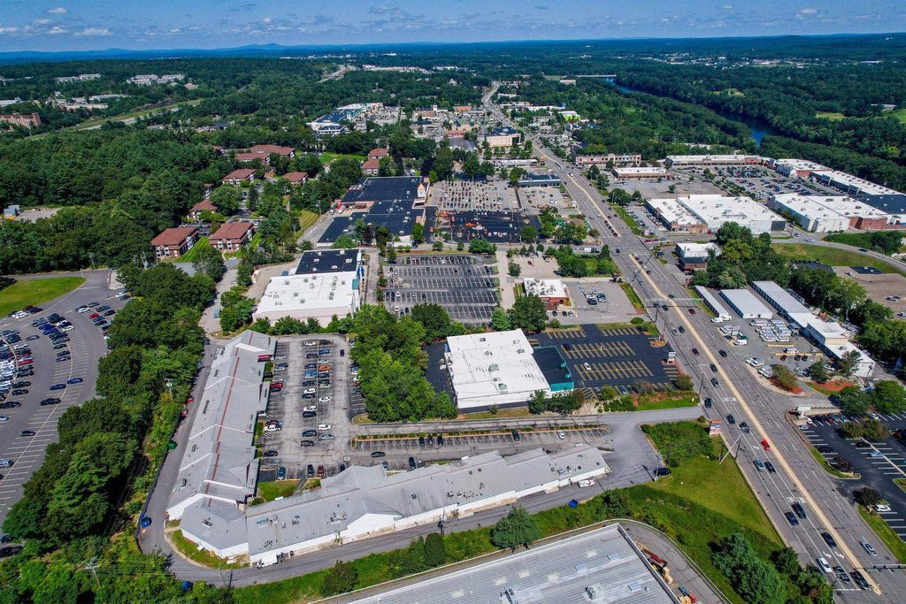 Photo of 295 Daniel Webster Highway #7,8ABC, Nashua, NH 03060 (MLS # 5032278)