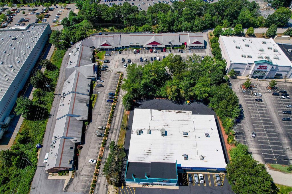 Photo of 295 Daniel Webster Highway #7,8ABC, Nashua, NH 03060 (MLS # 5032278)