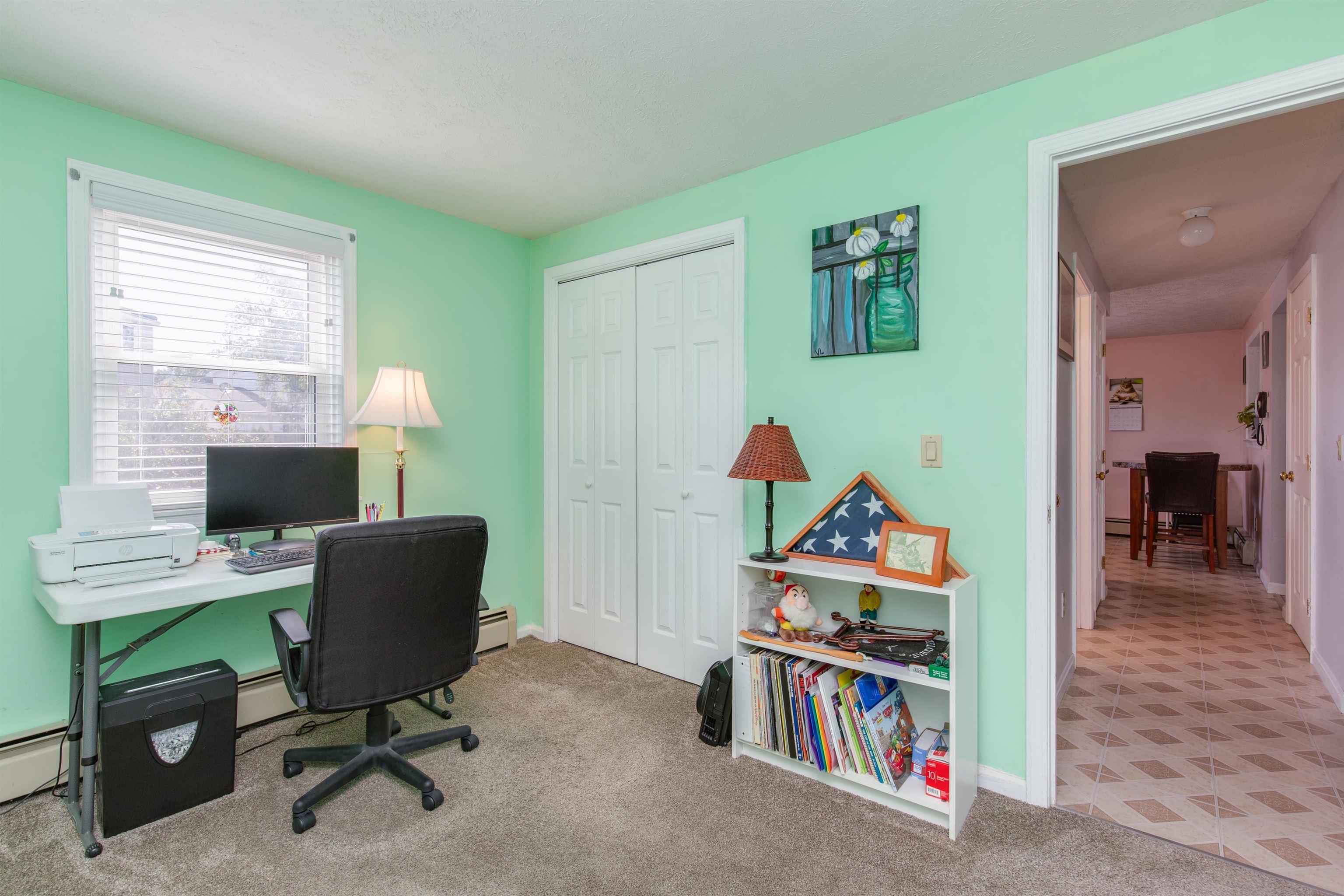 Manchester, New Hampshire 03109, United States, 3 Bedrooms Bedrooms, ,2 BathroomsBathrooms,Residential,Active,190425