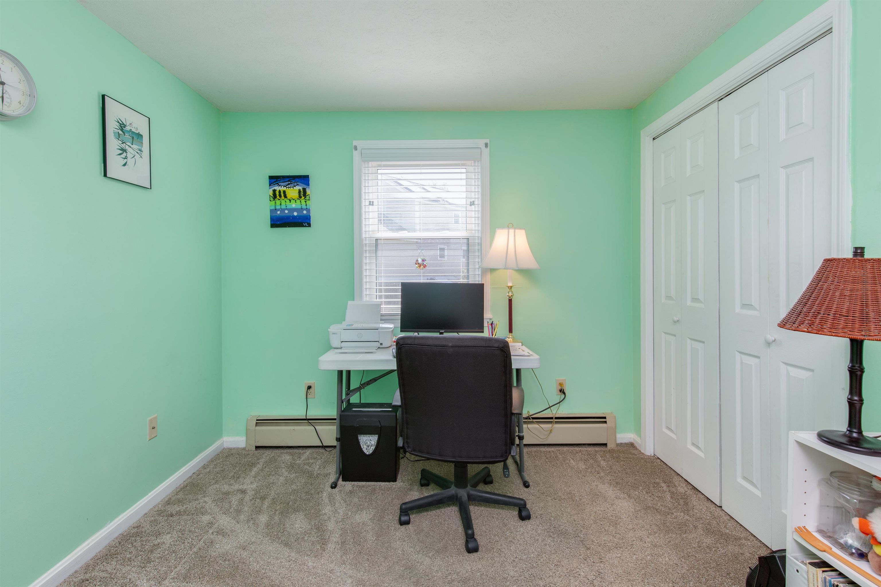 Manchester, New Hampshire 03109, United States, 3 Bedrooms Bedrooms, ,2 BathroomsBathrooms,Residential,Active,190425