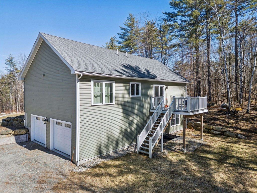 Photo of 21 Caldwell Lane, Sunapee, NH 03782 (MLS # 5083421)