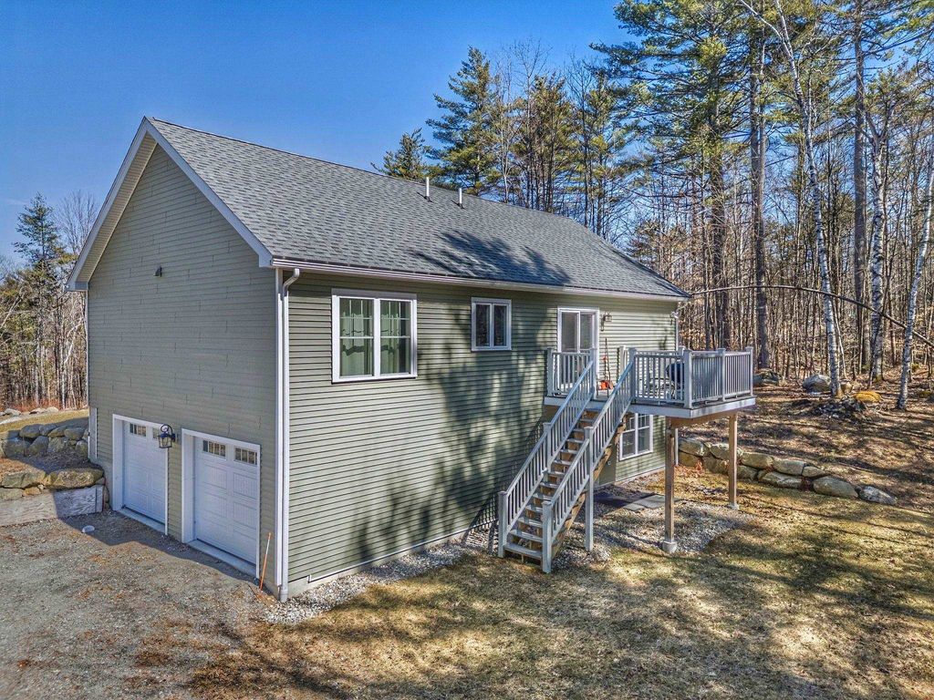 Photo of 21 Caldwell Lane, Sunapee, NH 03782 (MLS # 5083421)