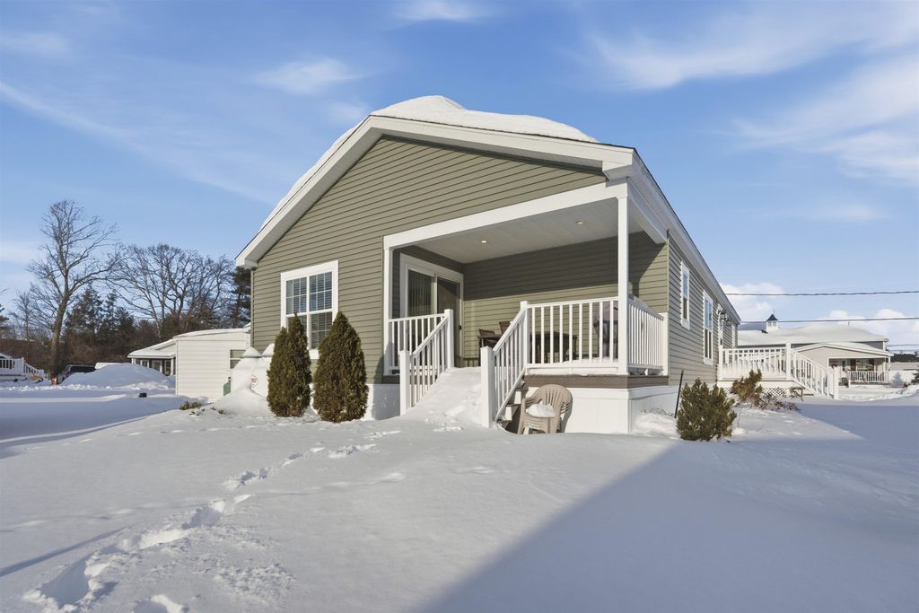 Photo of 14 Hagop Road, Salem, NH 03079 (MLS # 5077132)