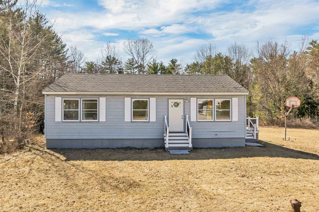 Photo of 95 Forrest Road, Northfield, NH 03276 (MLS # 5034689)