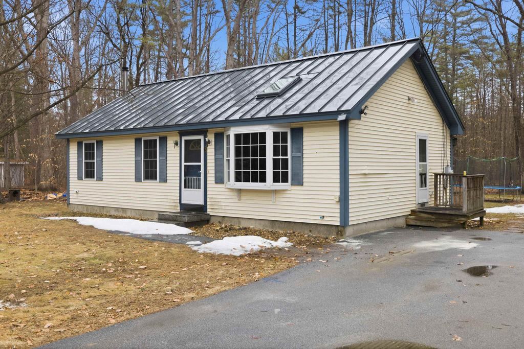 Photo of 49 Forest Lane, Boscawen, NH 03303 (MLS # 5082019)