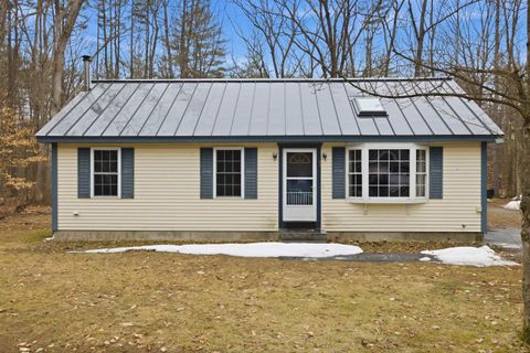 Photo of 49 Forest Lane, Boscawen, NH 03303 (MLS # 5082019)
