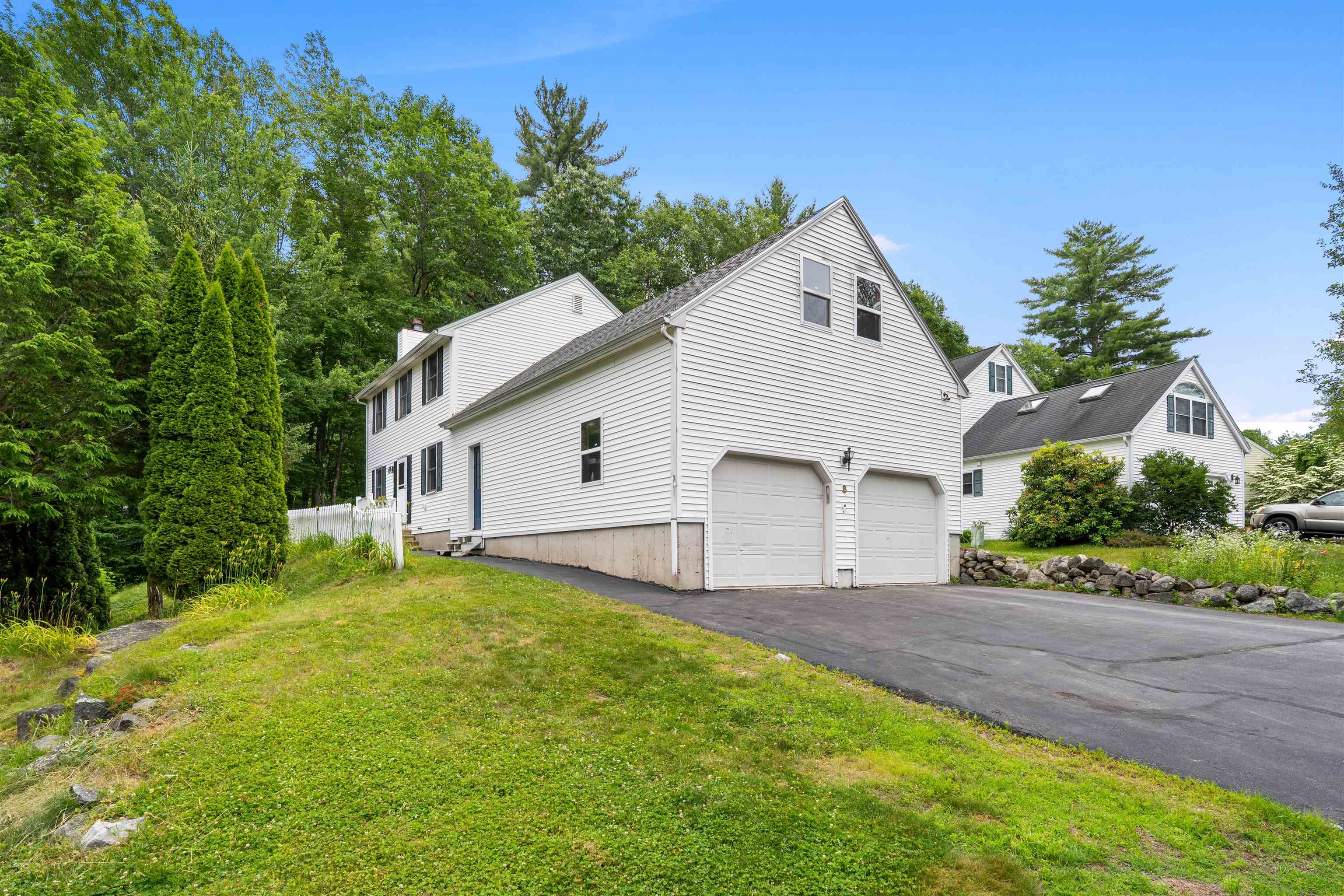 8 Oak Hill Lane