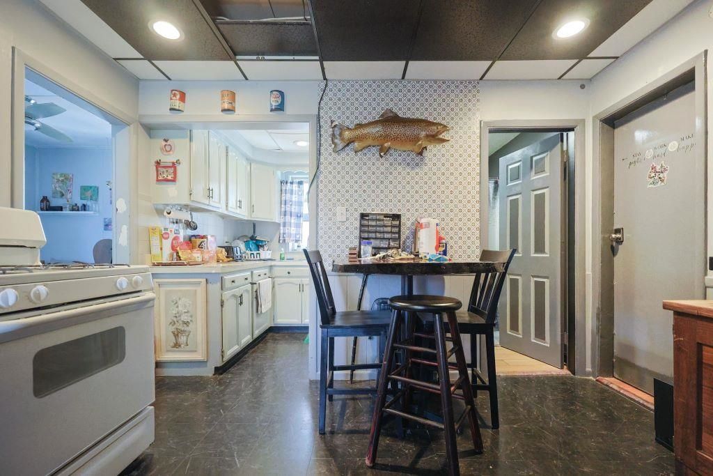 Photo of 8 Rimmon Street, Manchester, NH 03102 (MLS # 5069799)