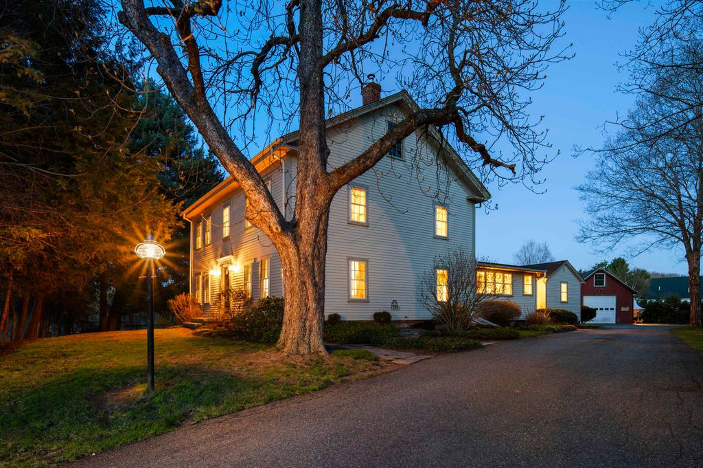 Photo of 64 Kingston Road, Exeter, NH 03833 (MLS # 5084800)