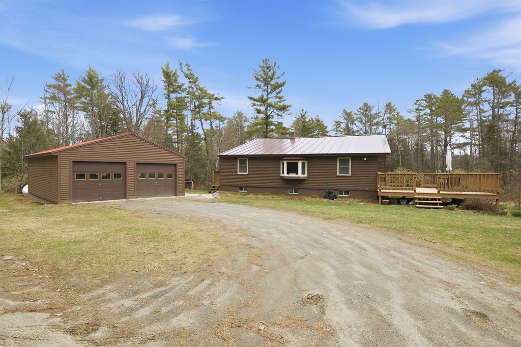 Photo of 24 Lily Lane, Haverhill, NH 03774 (MLS # 5085171)