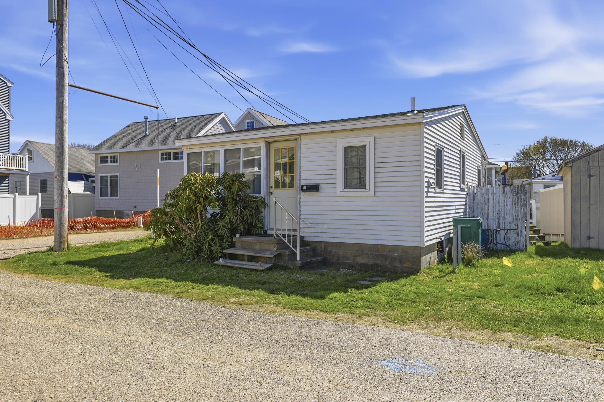 6 Chase Street