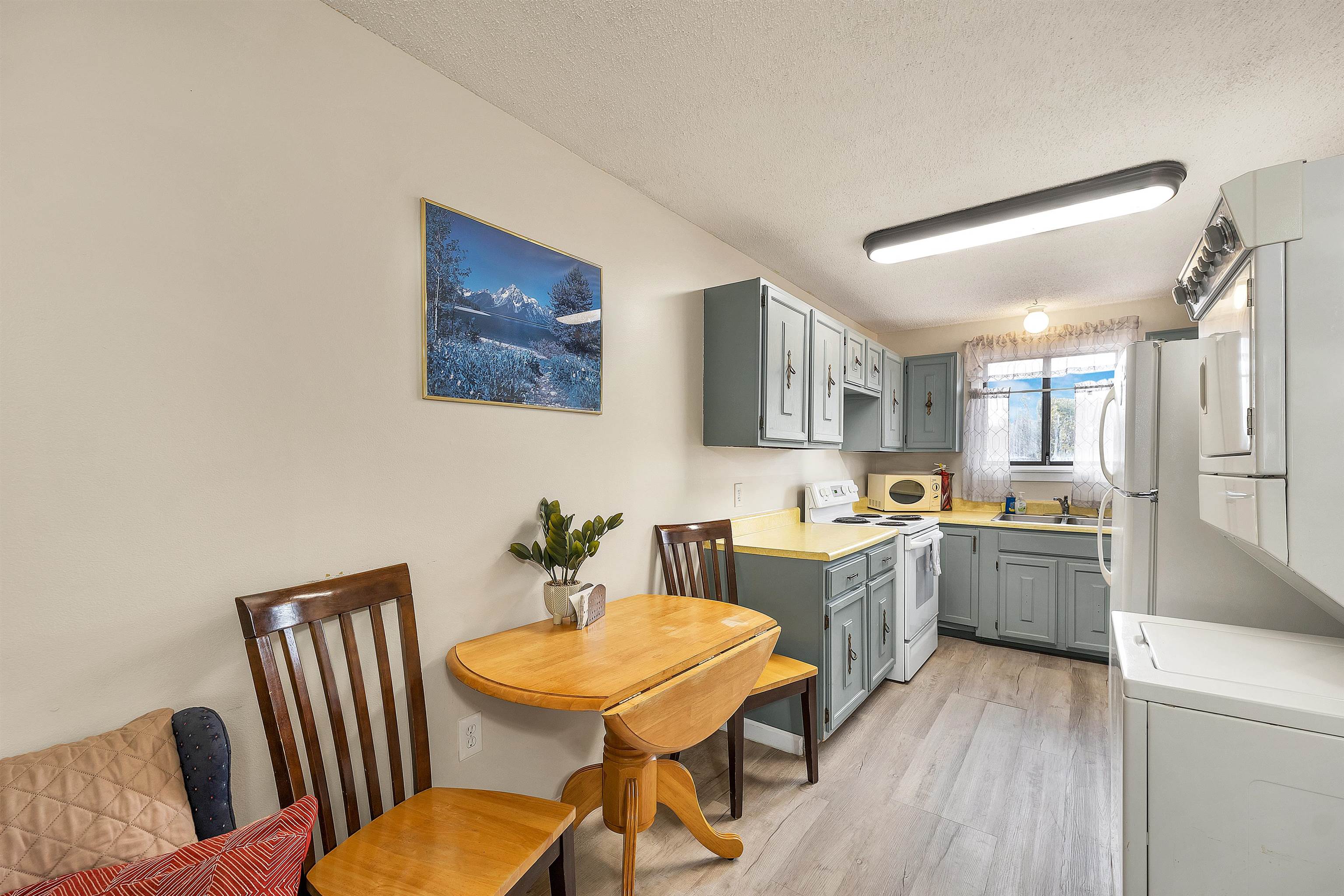 Conway, New Hampshire 03860, United States, 1 Bedroom Bedrooms, ,1 BathroomBathrooms,Residential,Active,149920