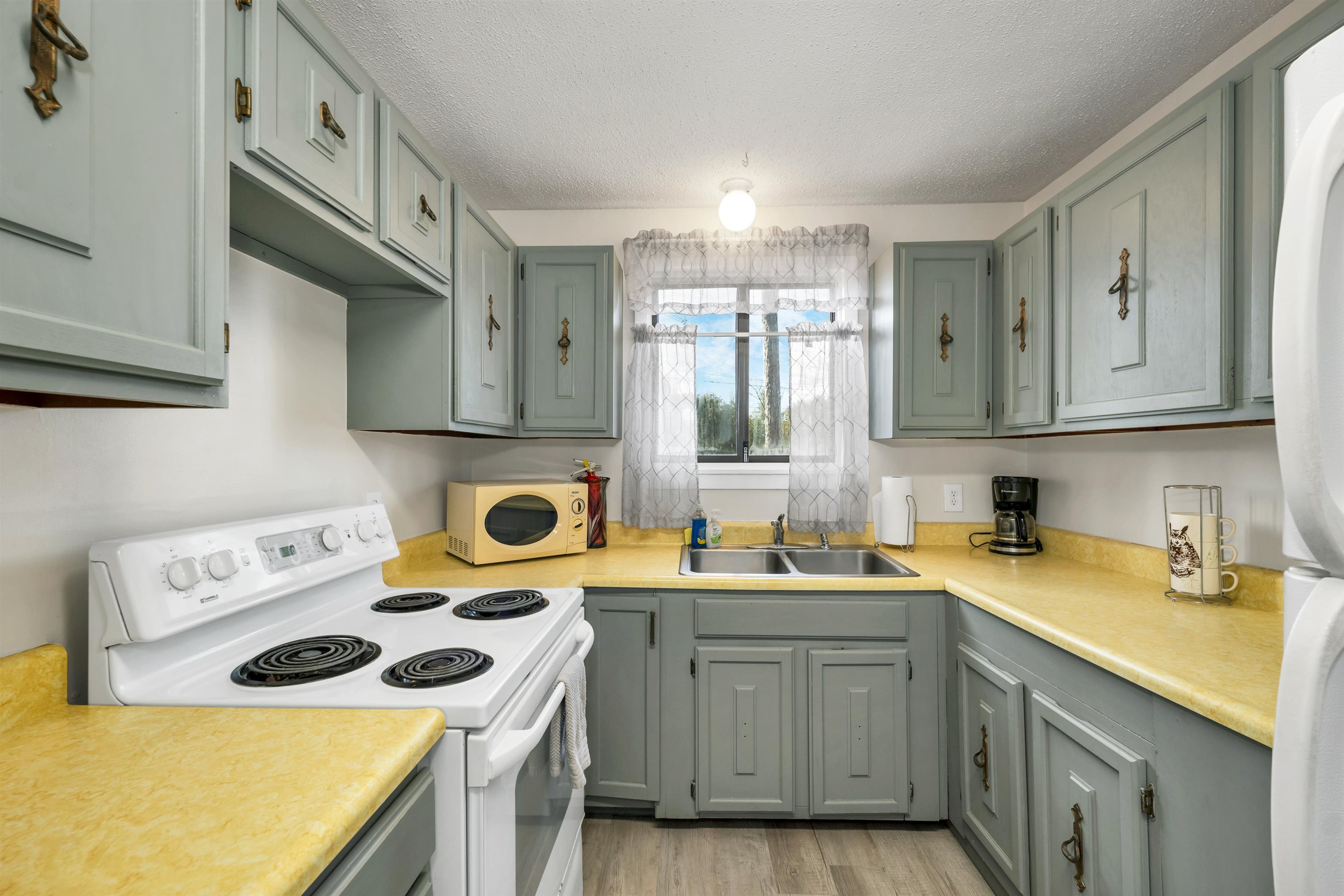 Conway, New Hampshire 03860, United States, 1 Bedroom Bedrooms, ,1 BathroomBathrooms,Residential,Active,149920