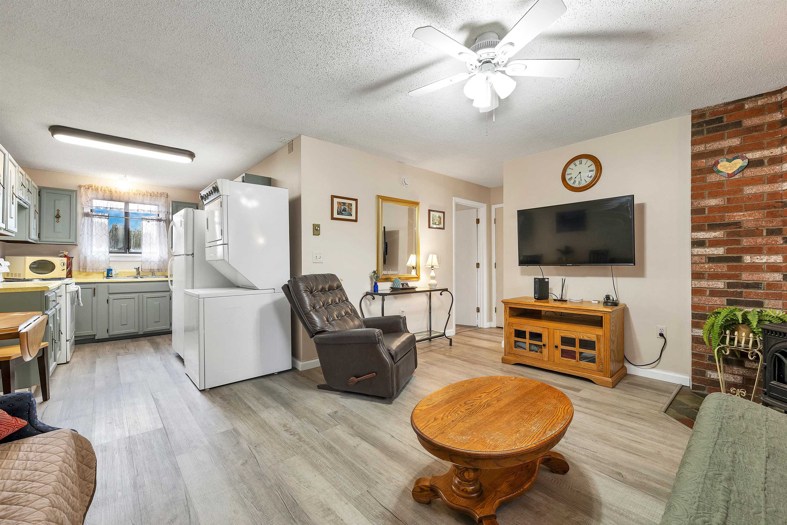 Conway, New Hampshire 03860, United States, 1 Bedroom Bedrooms, ,1 BathroomBathrooms,Residential,Active,149920