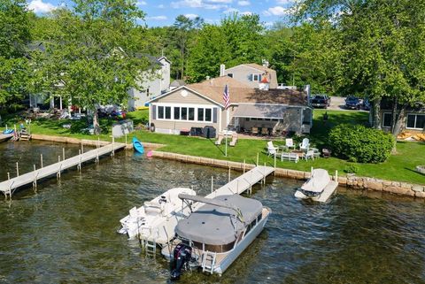 Photo of 86 Sunset Drive, Belmont, NH 03220 (MLS # 5083296)