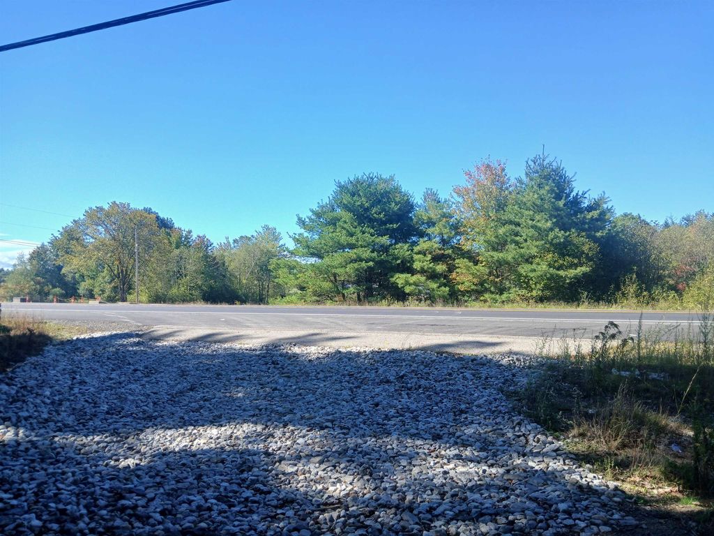 Photo of 373 Calef Highway, Lee, NH 03861 (MLS # 5063226)