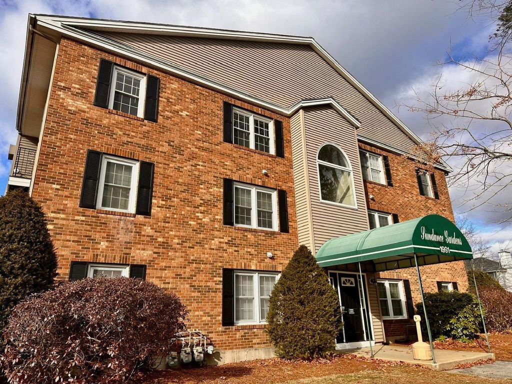 Photo of 1991 Bodwell Street #30, Manchester, NH 03109 (MLS # 5070656)