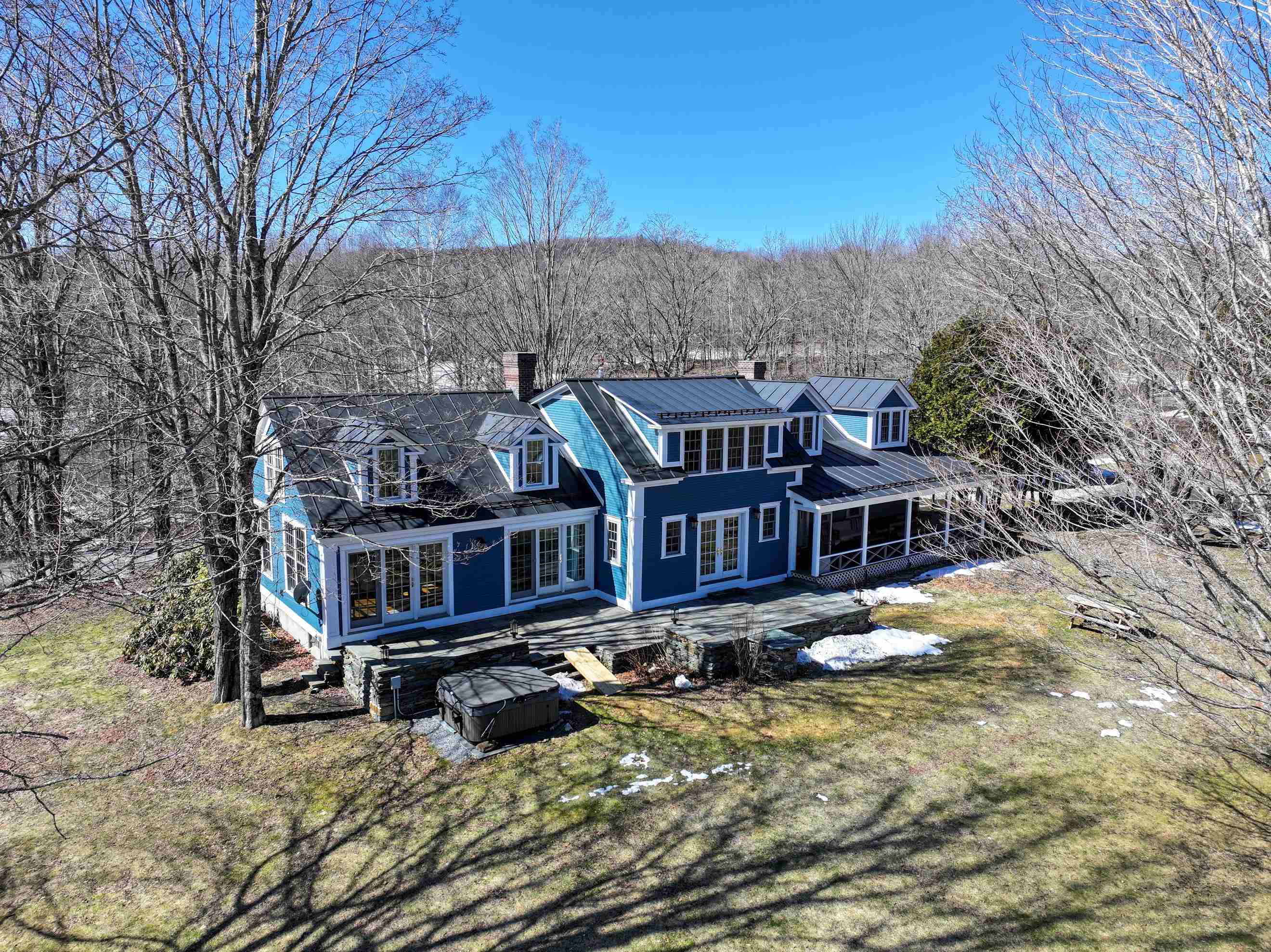 209 Saw Mill Hill