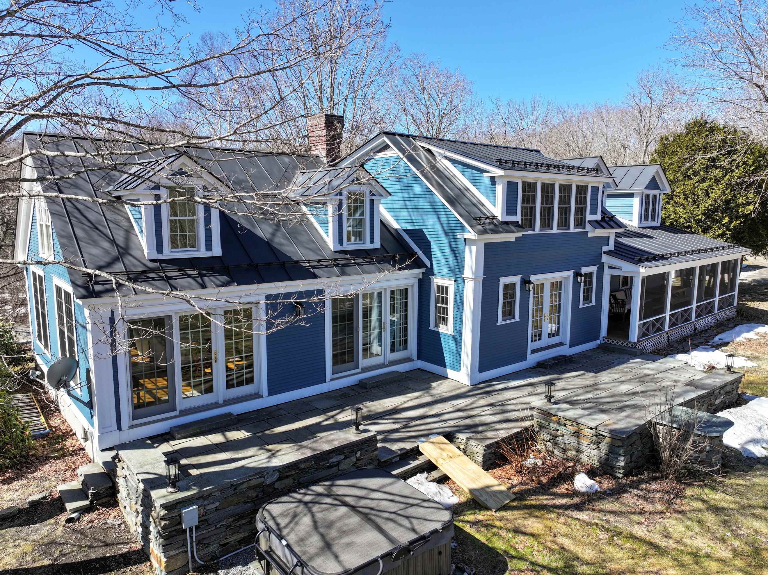 209 Saw Mill Hill
