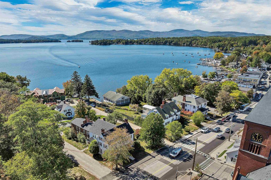 Photo of 79 South Main Street, Wolfeboro, NH 03894 (MLS # 5066954)