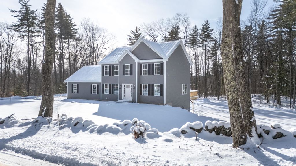Photo of 14 Short Falls Road, Chichester, NH 03258 (MLS # 5074920)