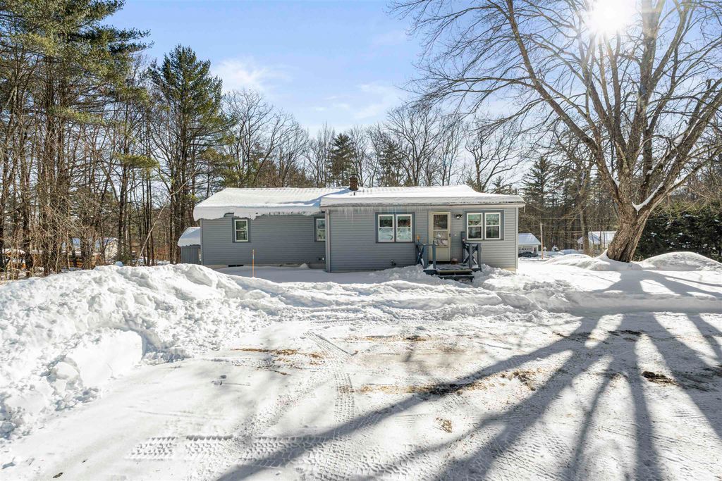 Photo of 157 Old Turnpike Road, Epsom, NH 03234 (MLS # 5075537)