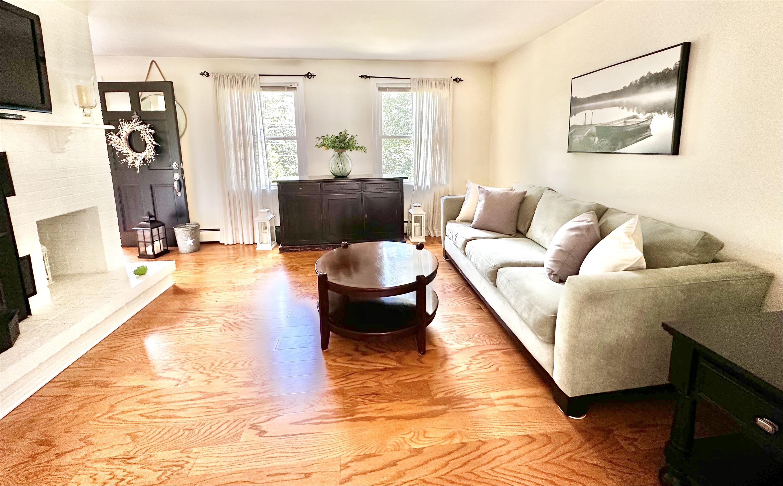 Somersworth, New Hampshire 03878, United States, 3 Bedrooms Bedrooms, ,2 BathroomsBathrooms,Residential,Pending,184951