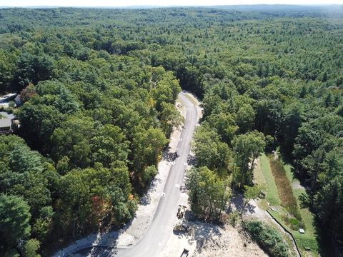10 Charles Road 10 Merrimack NH 03054