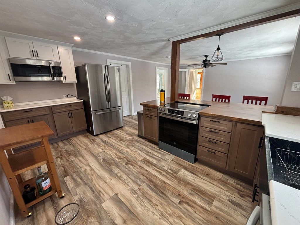 Photo of 280 Lake Shore Drive, Franklin, NH 03235 (MLS # 5079353)