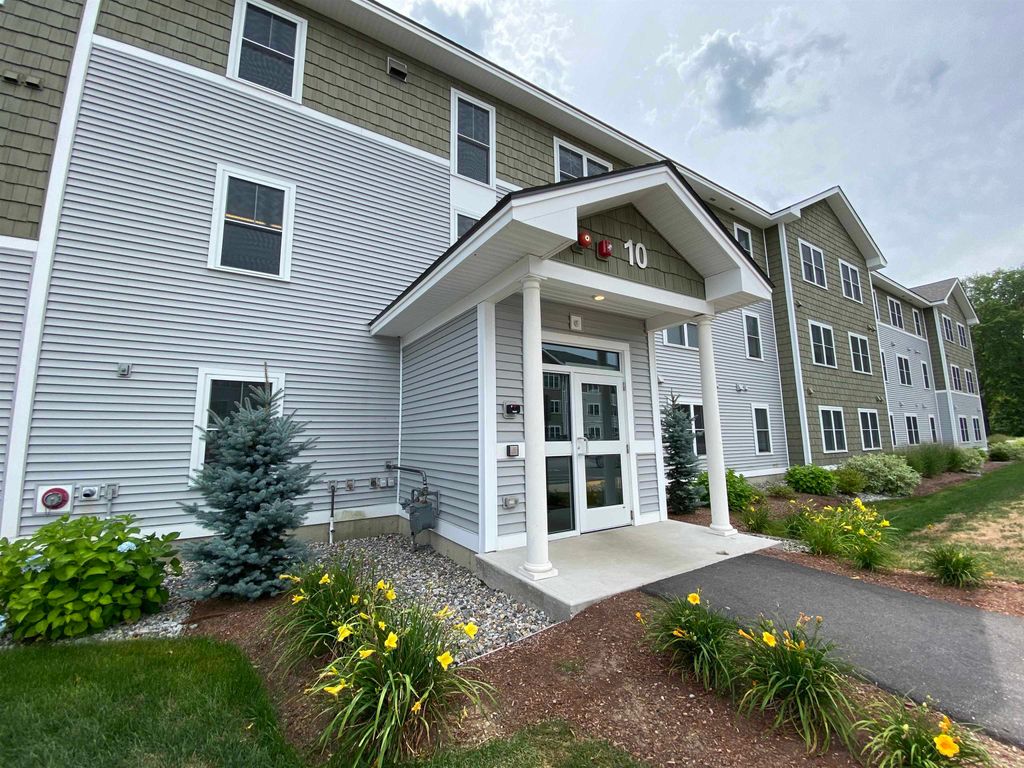 Photo of 10 East Ridge Drive #307, Milford, NH 03055 (MLS # 5076819)