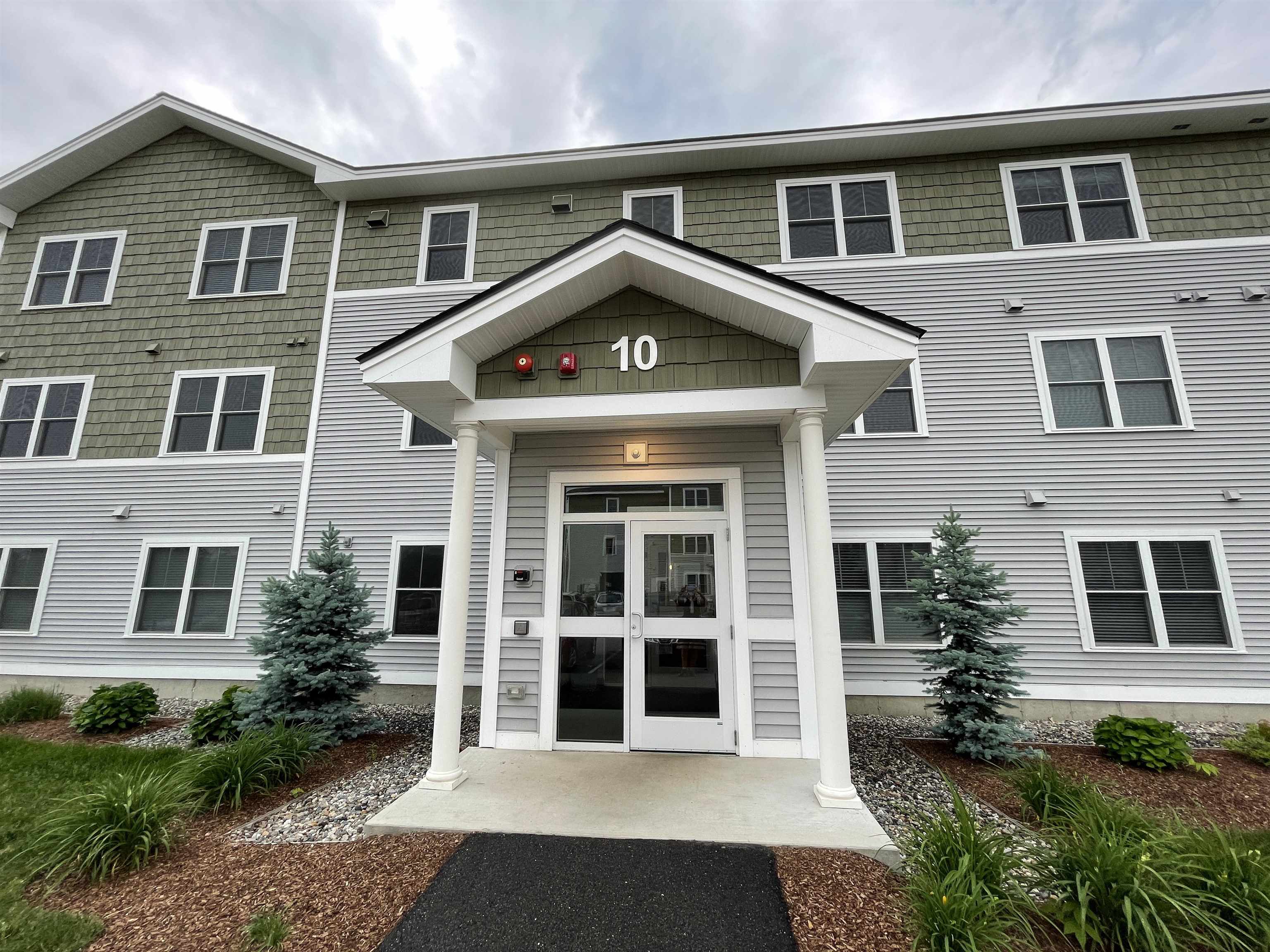 10 East Ridge Drive 307