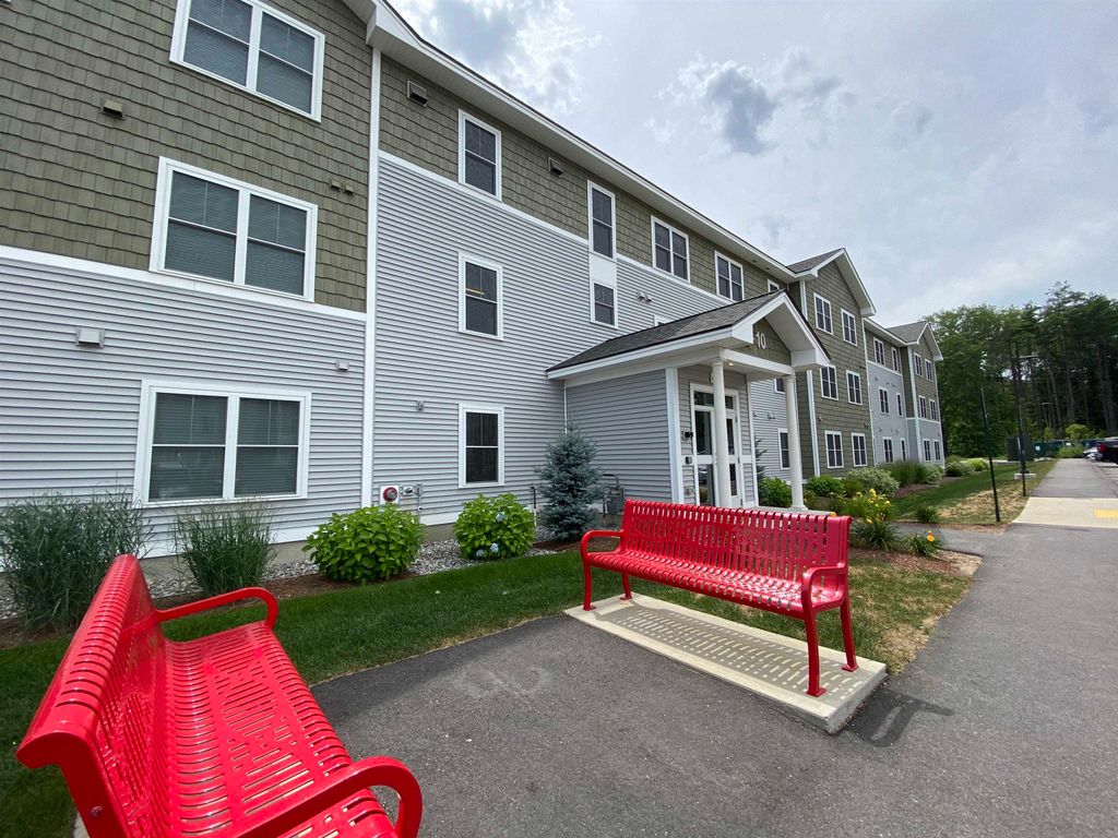 Photo of 10 East Ridge Drive #307, Milford, NH 03055 (MLS # 5076819)