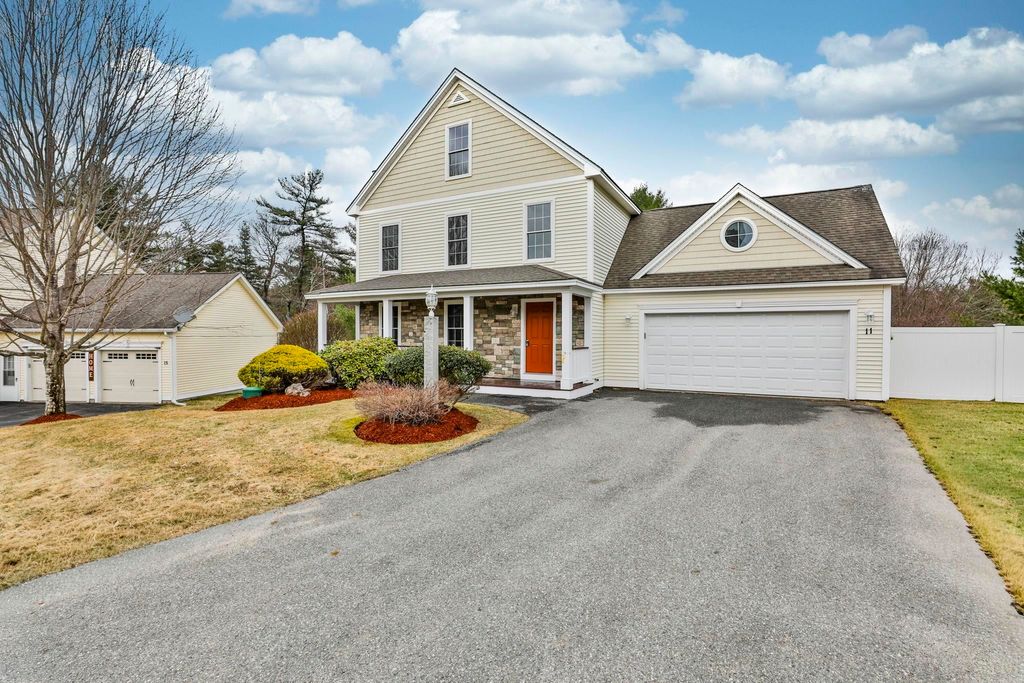 Photo of 11 Tavernier Way, Manchester, NH 03109 (MLS # 5075891)