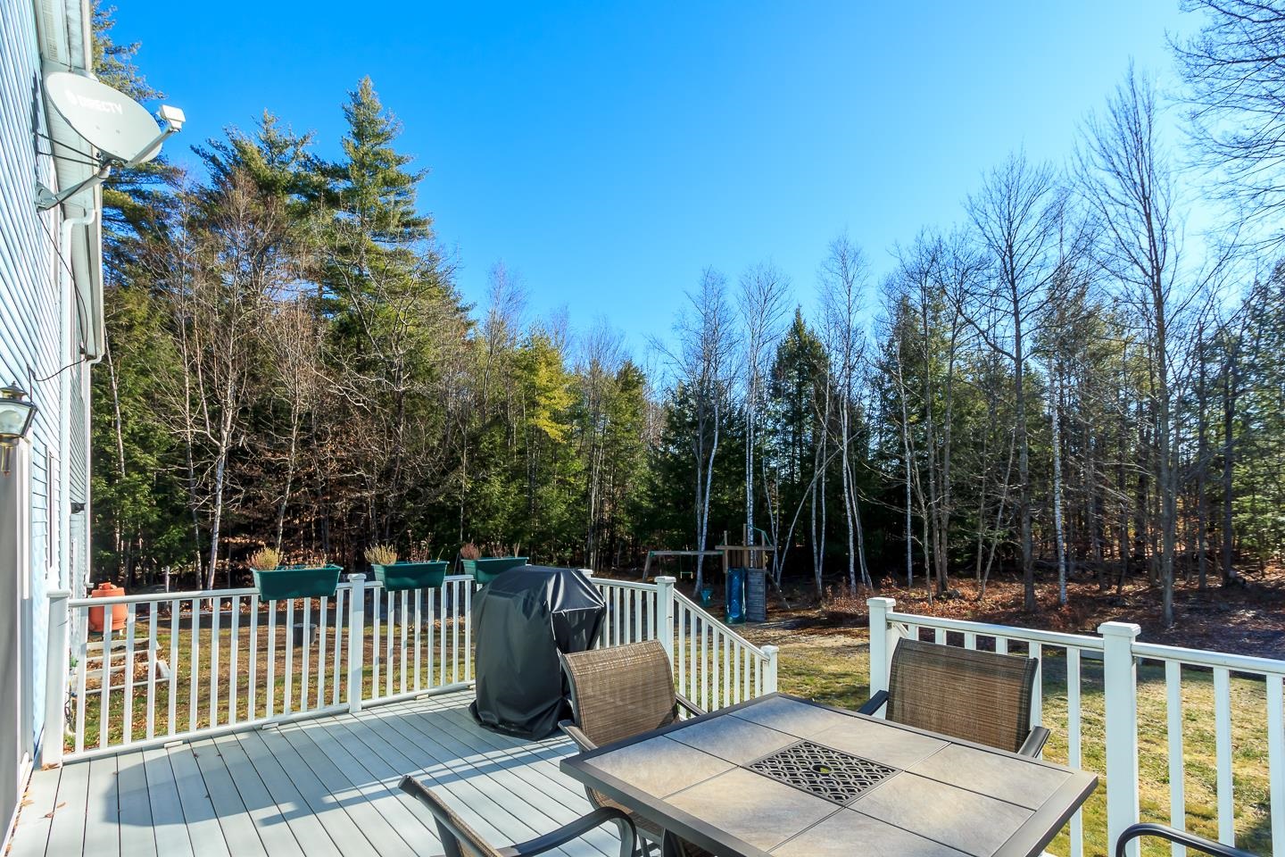 Bow, New Hampshire 03304, United States, 6 Bedrooms Bedrooms, ,4 BathroomsBathrooms,Residential,Pending,18548