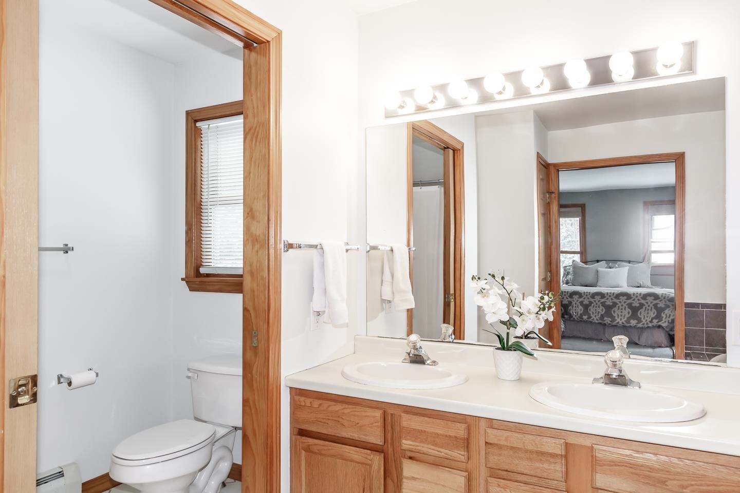 Bow, New Hampshire 03304, United States, 6 Bedrooms Bedrooms, ,4 BathroomsBathrooms,Residential,Pending,18548