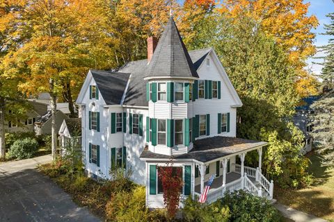 223 South Main Street Wolfeboro NH 03894