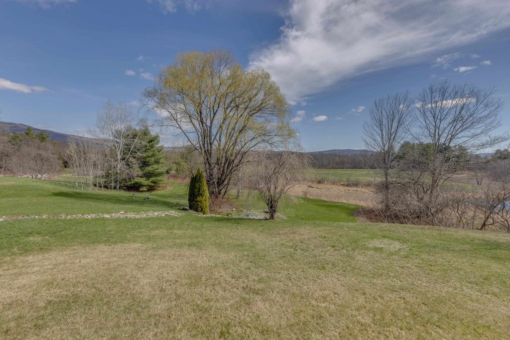 Photo of 872 Tenney Mountain Highway, Plymouth, NH 03264 (MLS # 5085634)