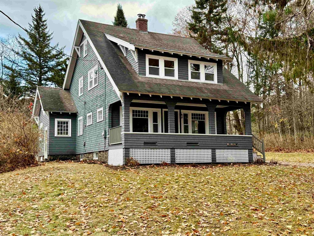 Photo of 28 Leach Avenue, Franklin, NH 03235 (MLS # 5069426)