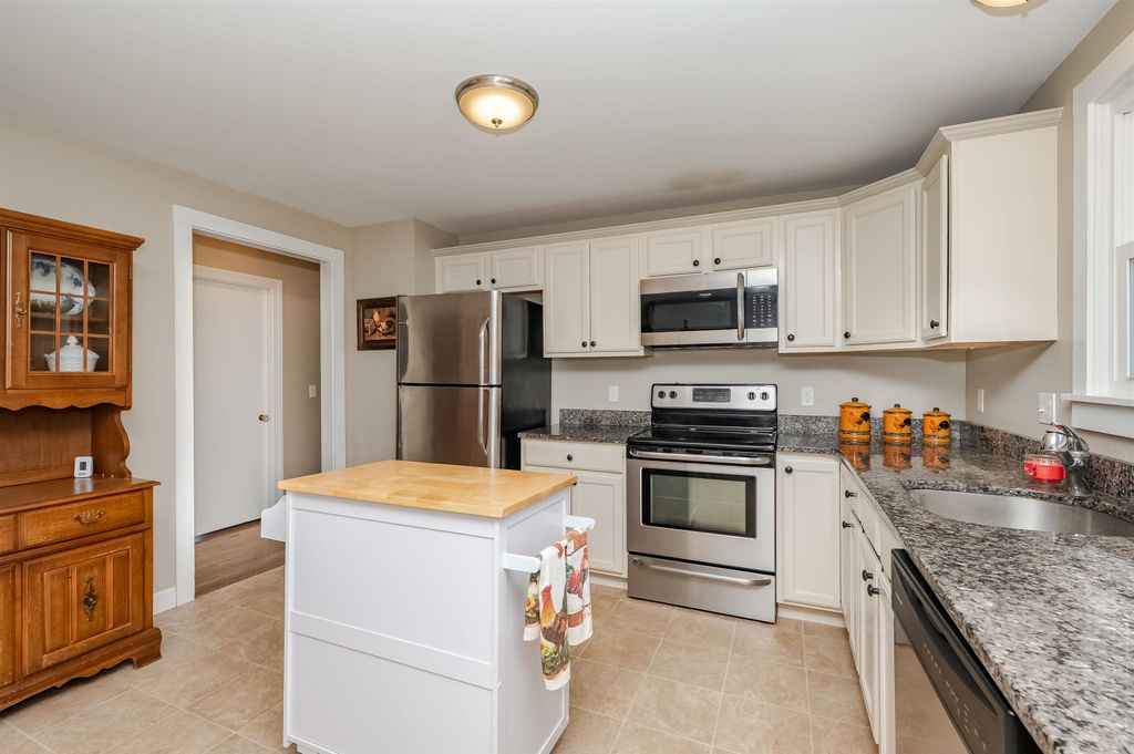 Photo of 28 Midway Park, Somersworth, NH 03878 (MLS # 5084352)