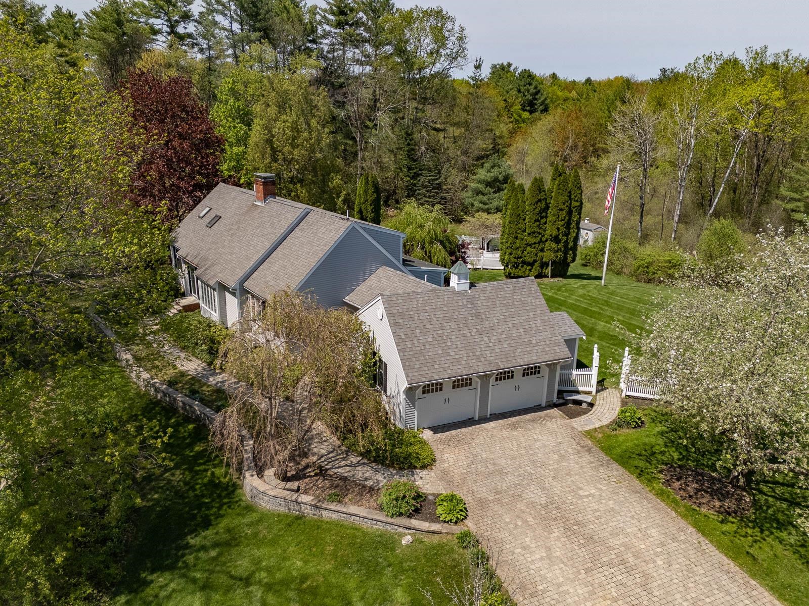 2 Prescott Lane