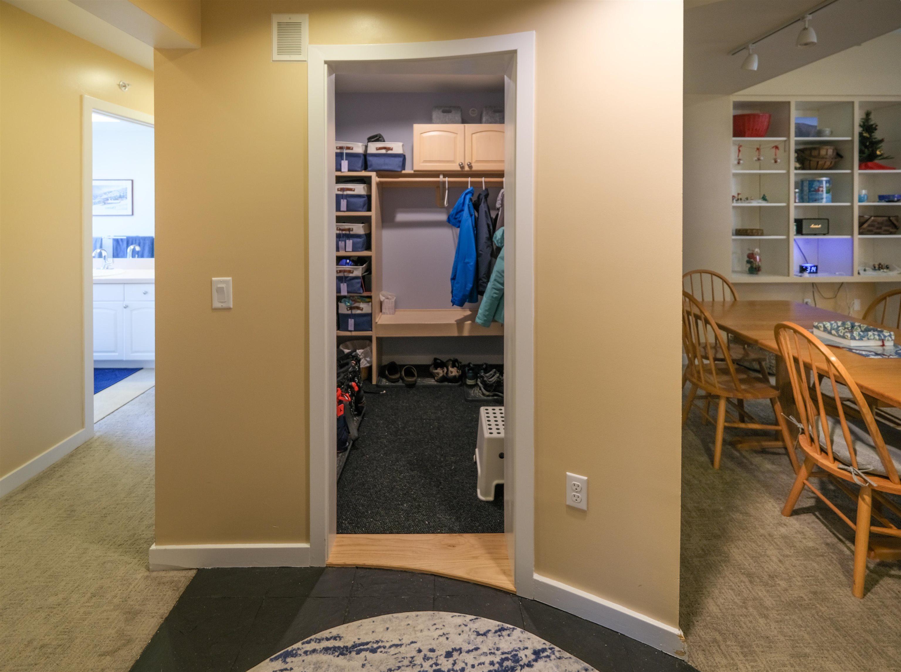 6 Ledgewood Road A-5 w/ A-1 Garage