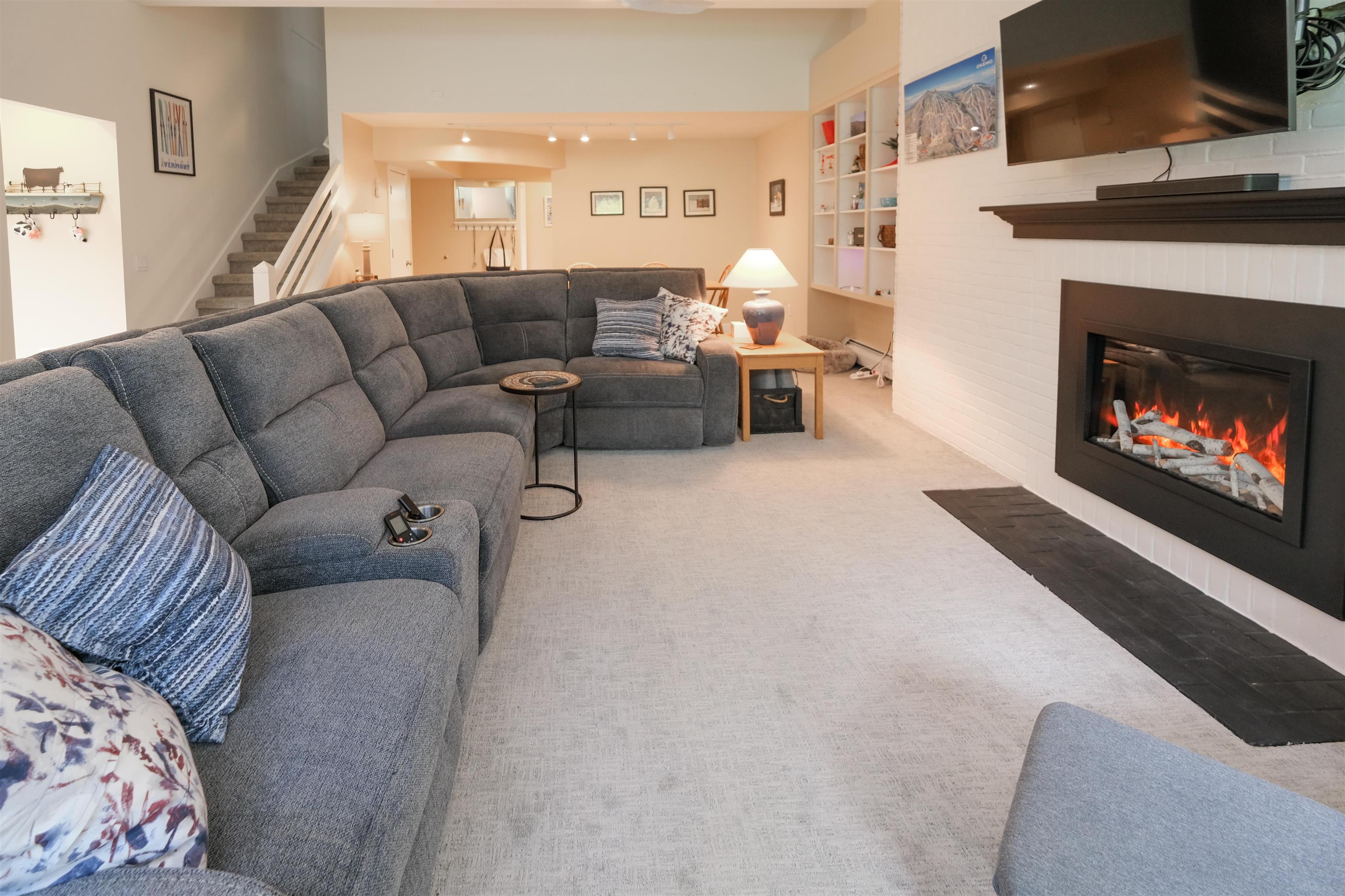 6 Ledgewood Road A-5 w/ A-1 Garage