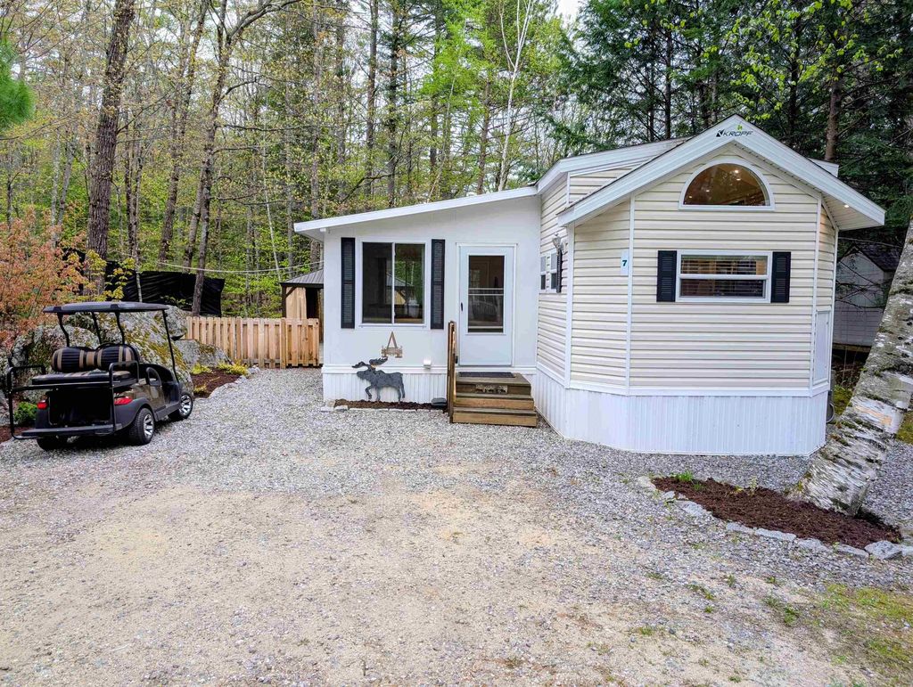 Photo of 7 Ledges Road #(aka Unit 79), Holderness, NH 03245 (MLS # 5077602)