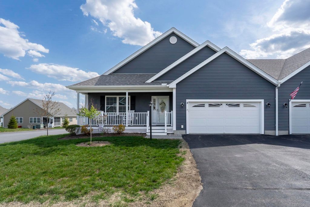 Photo of 2 Strawberry Lane, Hooksett, NH 03106 (MLS # 5087357)