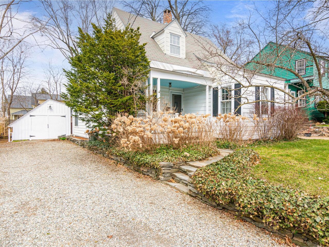 16 White Place