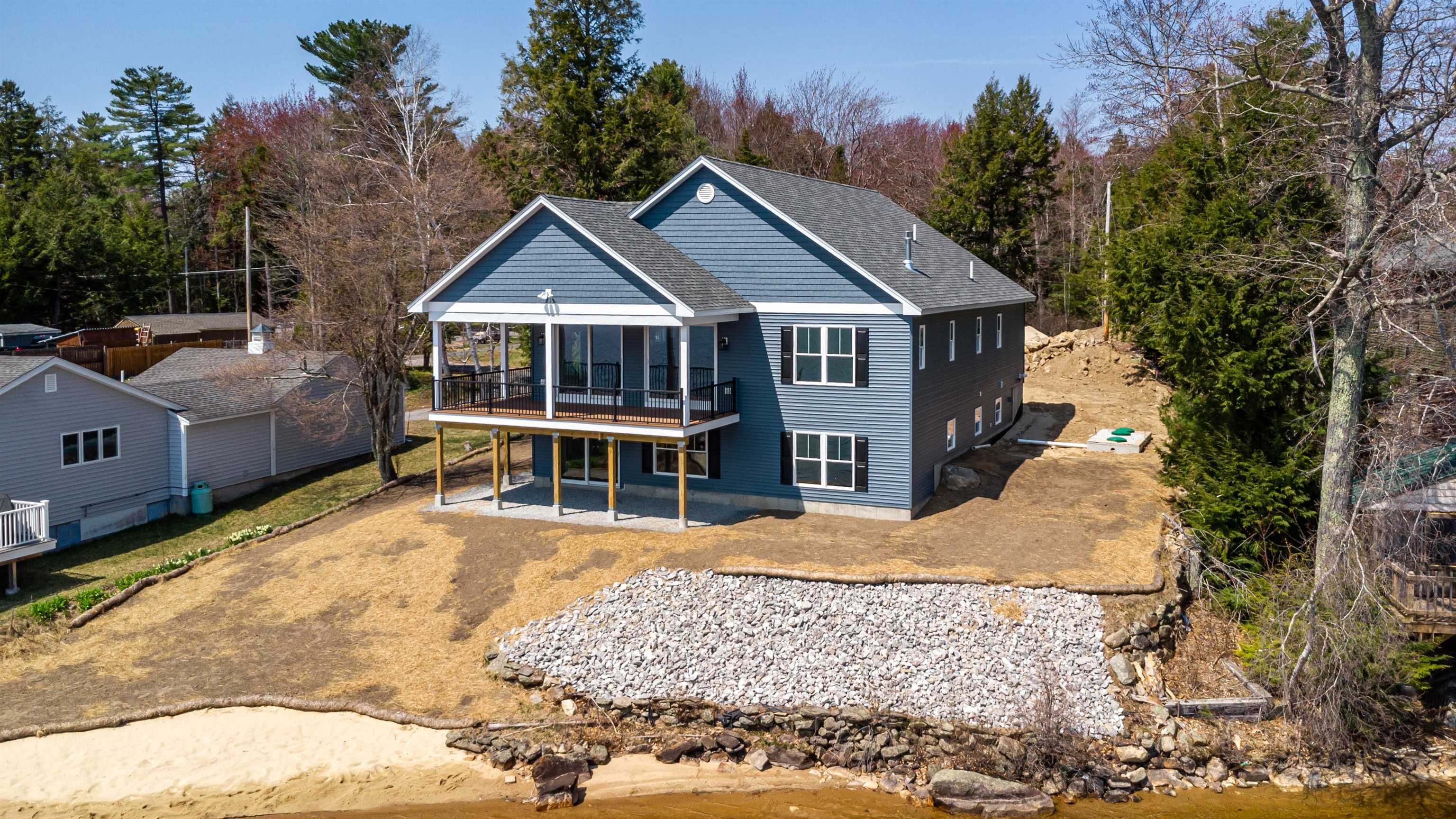 74 Lakeshore Drive