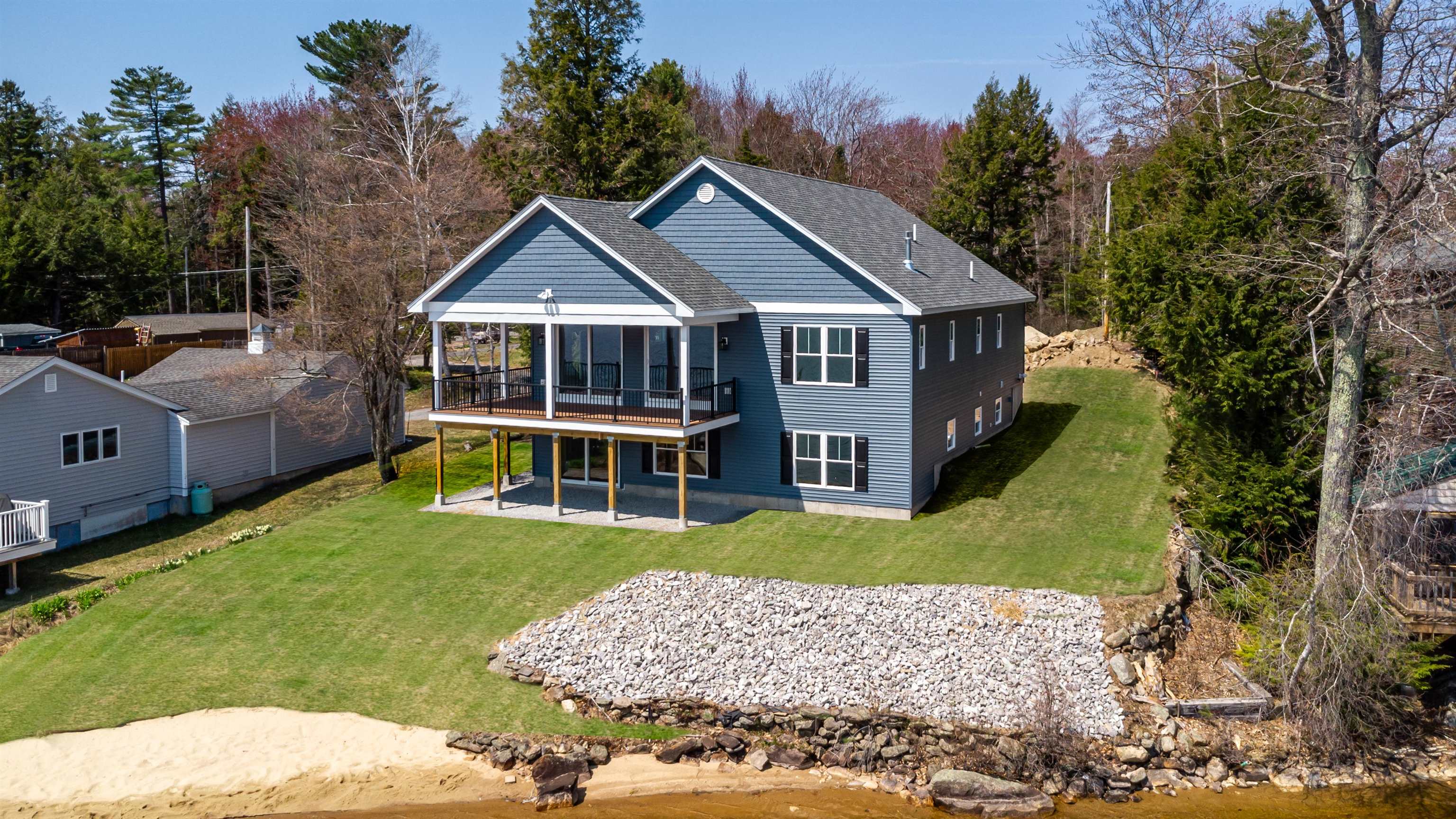 74 Lakeshore Drive