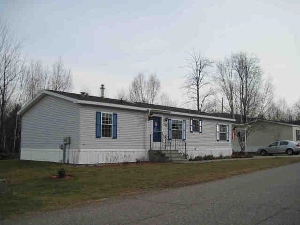 Photo of 606 Benton Drive, Laconia, NH 03246 (MLS # 5089426)