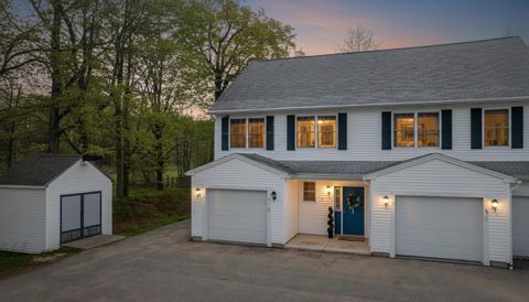 Photo of 13 Summer Street #1, Farmington, NH 03835 (MLS # 5088825)